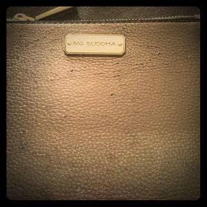 I’m selling a big Buddha wallet for 5$